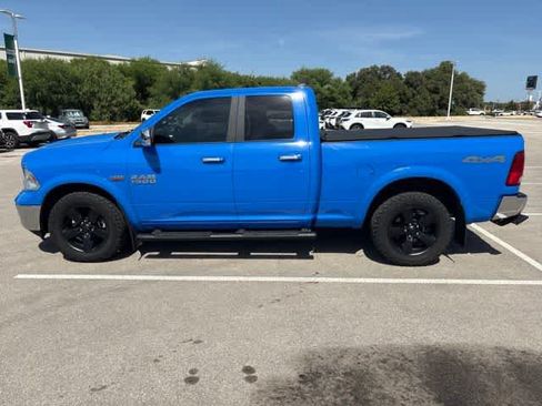 Used 2018 RAM 1500 SLT AWD/4WD image 2