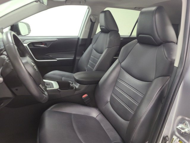 Certified 2022 Toyota RAV4 XLE Premium AWD/4WD image 19