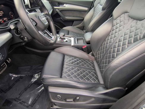 Used 2018 Audi SQ5 Premium Plus w/ Navigation Package image 17