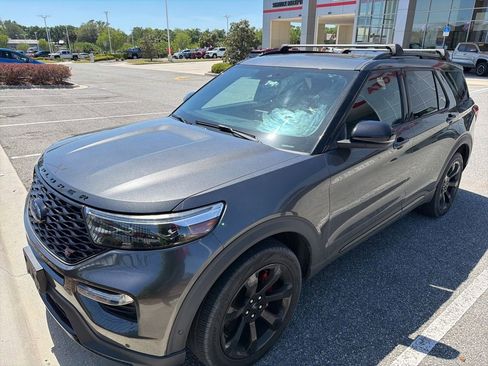 Used 2020 Ford Explorer ST w/ ST Street Pack image 2