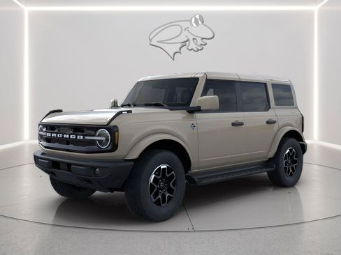 New 2026 Ford Bronco Outer Banks AWD/4WD image 2
