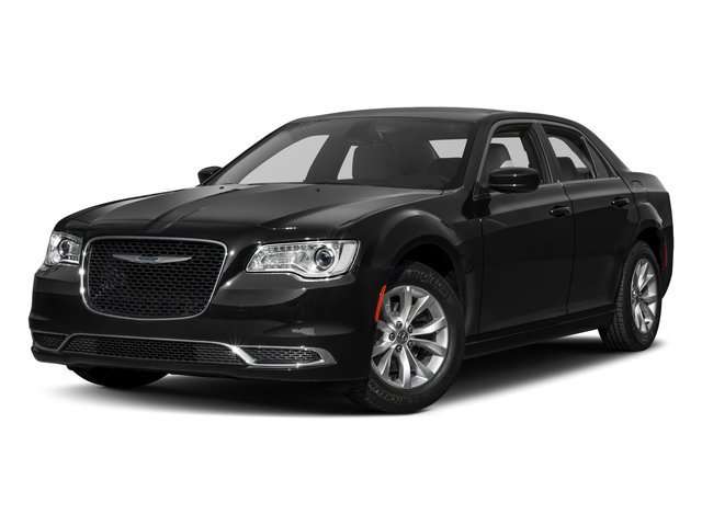 Used 2017 Chrysler 300 Limited w/ Value Package AWD/4WD image 4