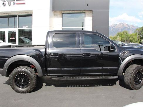 Used 2019 Ford F150 Raptor w/ Equipment Group 802A Luxury AWD/4WD image 9