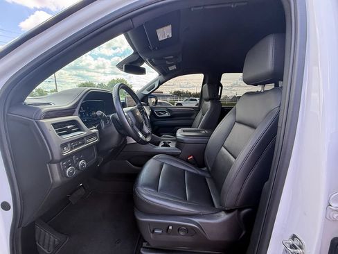 Used 2024 Chevrolet Tahoe LT AWD/4WD image 11