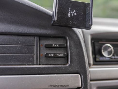 Used 1995 Ford Bronco XLT AWD/4WD image 27