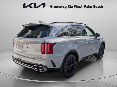 Used 2023 Kia Sorento SX image 7