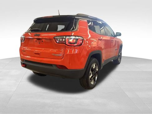 Used 2018 Jeep Compass Trailhawk w/ Cold Weather Group AWD/4WD image 25