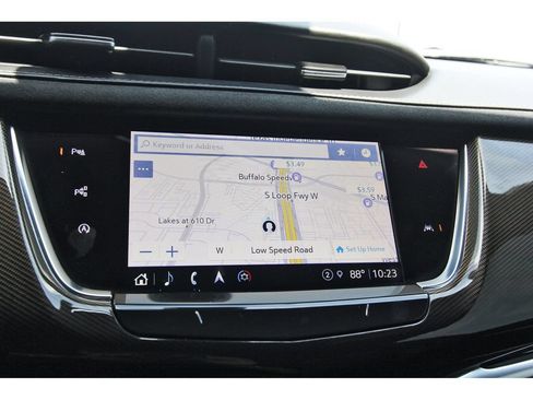 Used 2025 Cadillac XT6 Premium Luxury w/ Platinum Package FWD image 24