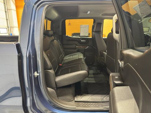 Used 2021 Chevrolet Silverado 1500 LT Trail Boss w/ Convenience Package II image 21