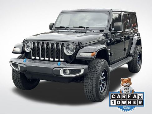 Used 2022 Jeep Wrangler Unlimited Sahara image 8