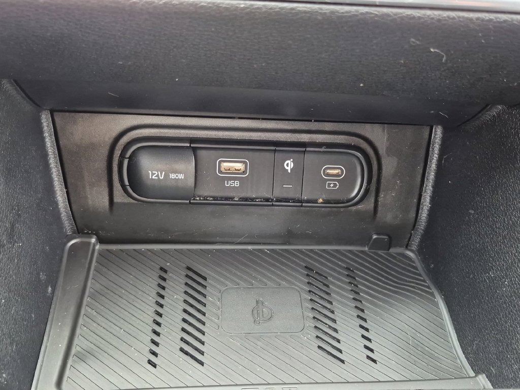 Used 2024 Kia Sportage EX FWD image 36