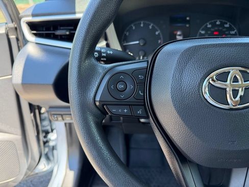 Used 2023 Toyota Corolla LE FWD image 16