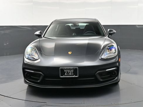 Used 2023 Porsche Panamera 4 Platinum Edition AWD/4WD image 11