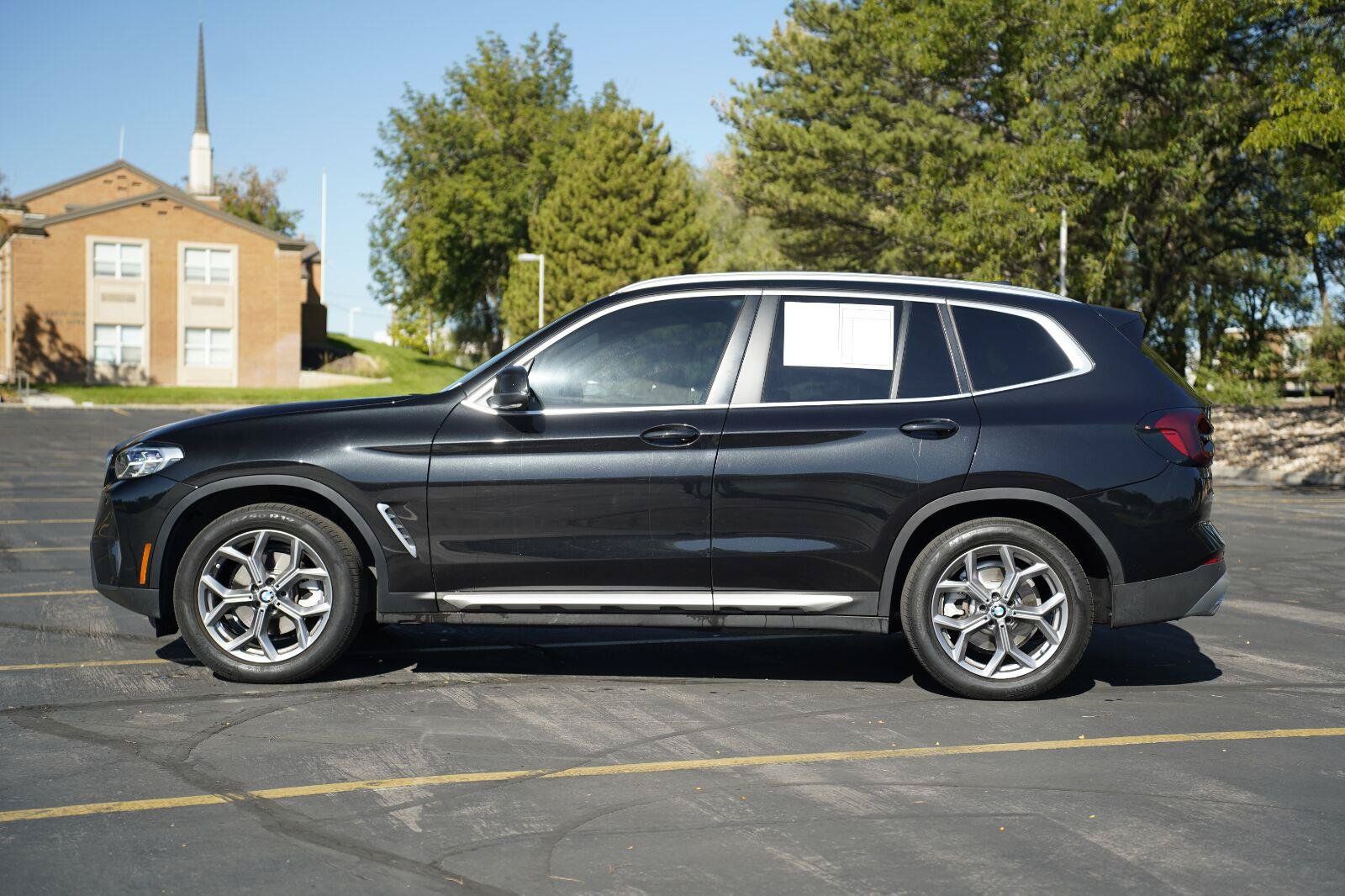 Used 2024 BMW X3 xDrive30i w/ Convenience Package AWD/4WD image 2