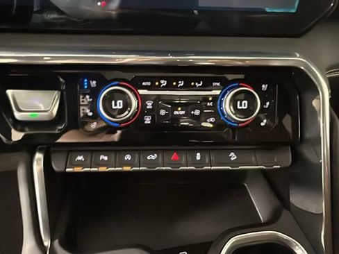 Used 2025 GMC Sierra 1500 Denali Ultimate AWD/4WD image 24