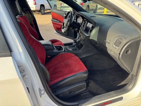 Used 2015 Dodge Charger SRT w/ Harman/Kardon Audio Group image 27