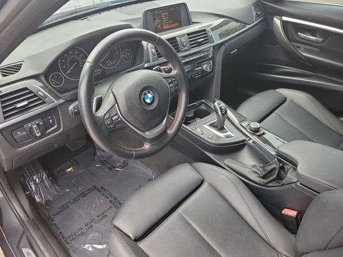 Used 2017 BMW 330i Sedan w/ Driver Assistance Package RWD image 25