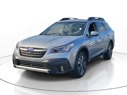 Certified 2022 Subaru Outback Limited image 2