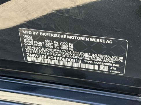 Used 2024 BMW 330e image 32