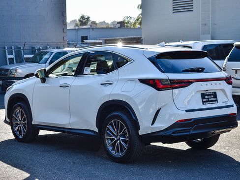 New 2026 Lexus NX 350 AWD image 4