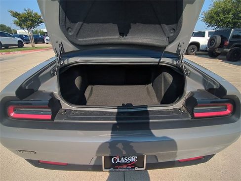 Used 2023 Dodge Challenger R/T w/ Blacktop Package image 26