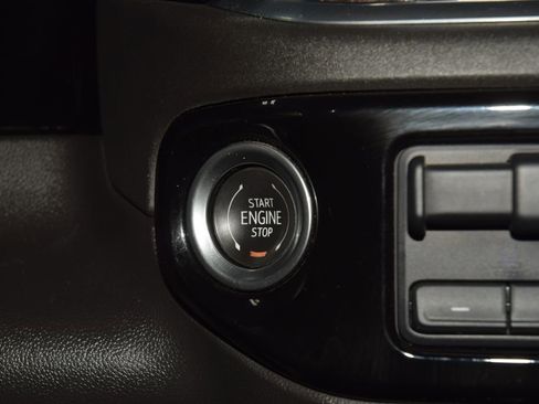 Used 2022 GMC Sierra 1500 Elevation w/ Elevation Premium Package AWD/4WD image 33