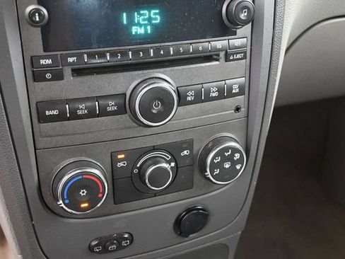 Used 2007 Chevrolet HHR LS FWD image 21