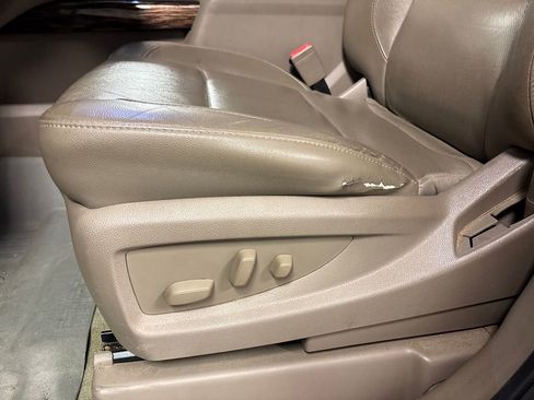 Used 2017 GMC Yukon SLT w/ Open Road Package image 27