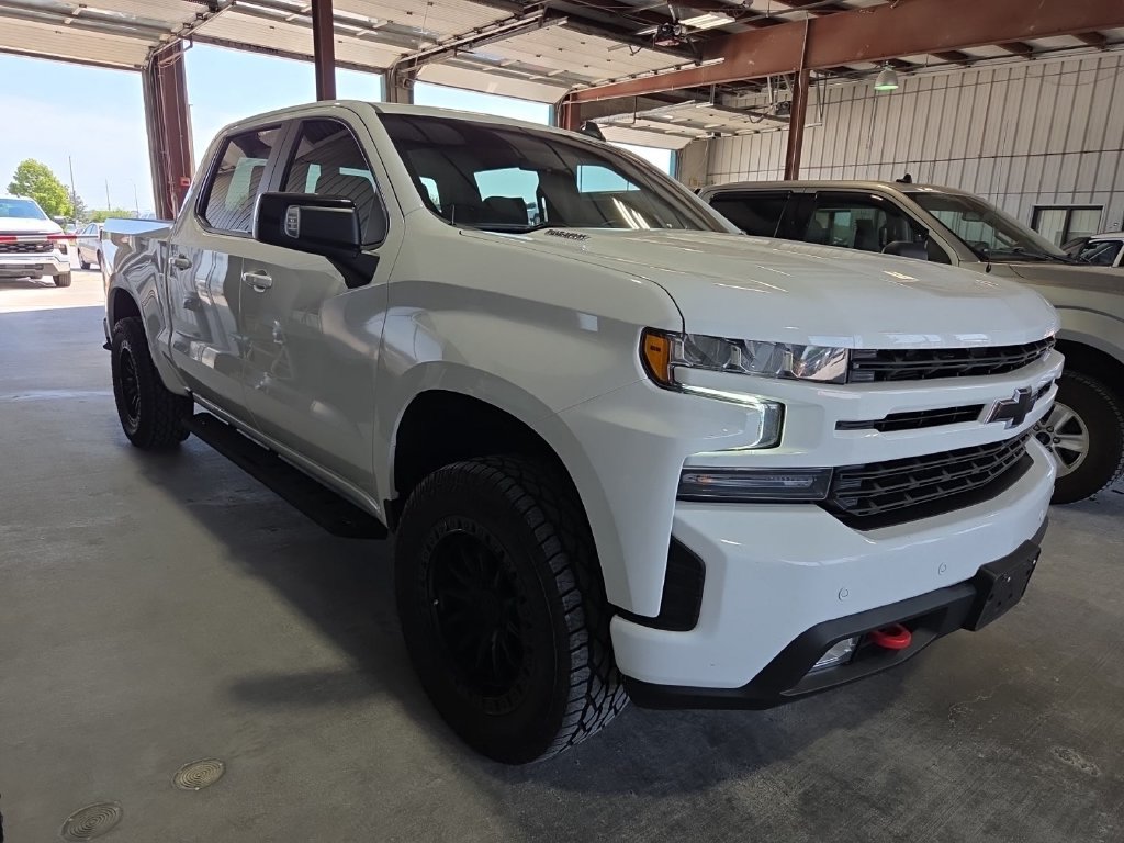 Used 2022 Chevrolet Silverado 1500 RST w/ Safety Package AWD/4WD image 4