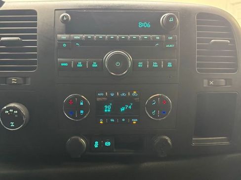 Used 2014 GMC Sierra 2500 SLE w/ HD SLE Premium Package image 19