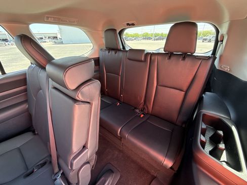 Certified 2026 Toyota Grand Highlander Limited image 26