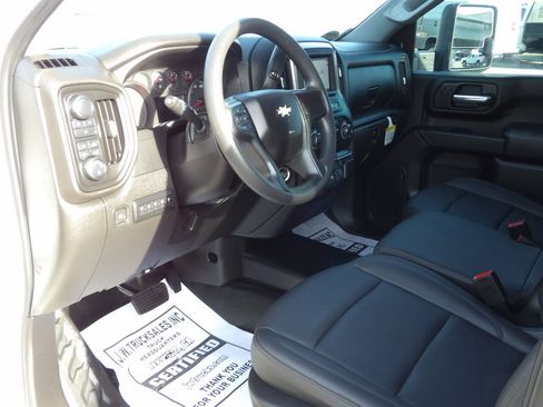 Used 2024 Chevrolet Silverado 2500 W/T w/ WT Convenience Package image 16