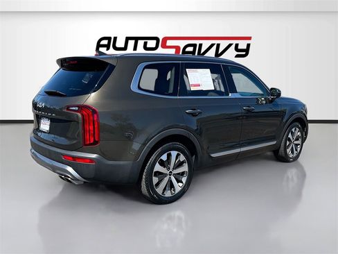 Used 2022 Kia Telluride S image 7