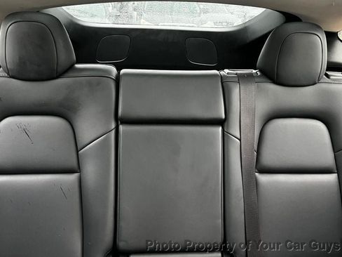 Used 2024 Tesla Model Y 2WD image 20
