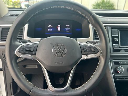 Used 2022 Volkswagen Atlas SE FWD image 17