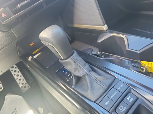 Certified 2025 Toyota Camry SE w/ Convenience Package FWD image 28