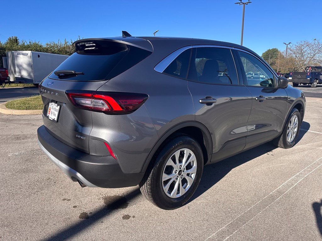 Used 2023 Ford Escape Active AWD/4WD image 11