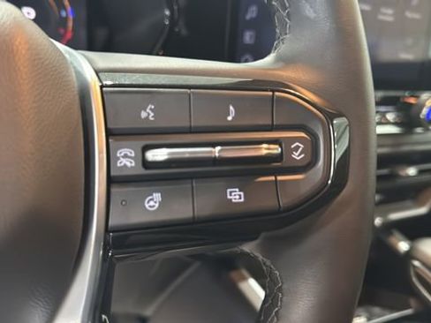 Used 2026 Chevrolet Colorado LT w/ LT Convenience Package image 28