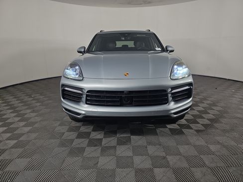 Used 2023 Porsche Cayenne AWD/4WD image 9