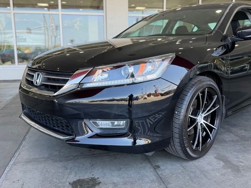 Used 2013 Honda Accord Sport image 3