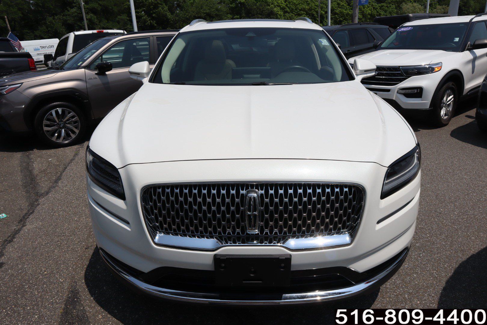 Used 2023 Lincoln Nautilus Reserve AWD/4WD image 4