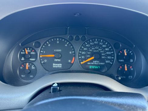 Used 2001 Oldsmobile Bravada AWD image 24