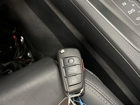 Used 2024 Audi Q3 2.0T Premium Plus w/ Premium Plus Package image 28