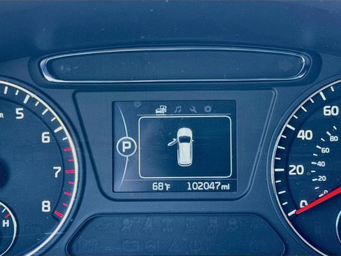 Used 2016 Kia Sorento AWD w/ LX Convenience Package image 12