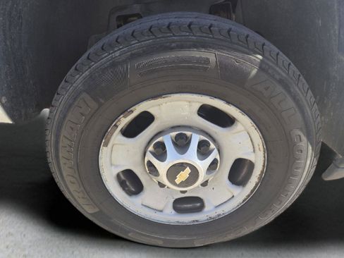 Used 2013 Chevrolet Silverado 2500 W/T image 27