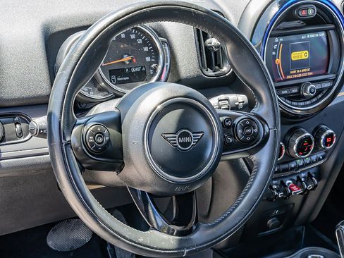 Used 2020 MINI Cooper Countryman FWD image 23