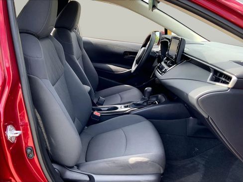 Used 2022 Toyota Corolla LE FWD image 9