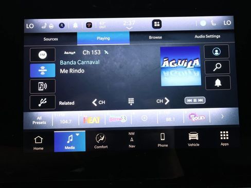 Used 2023 Jeep Wagoneer Series II w/ Premium Group I image 16