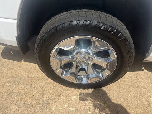 Used 2021 RAM 1500 Big Horn AWD/4WD image 9