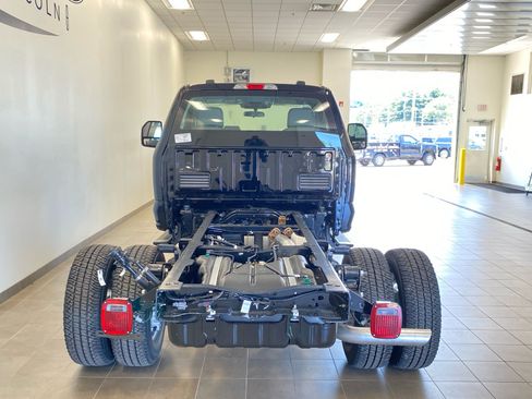 New 2026 Ford F350 XL w/ XL Chrome Package AWD/4WD image 6